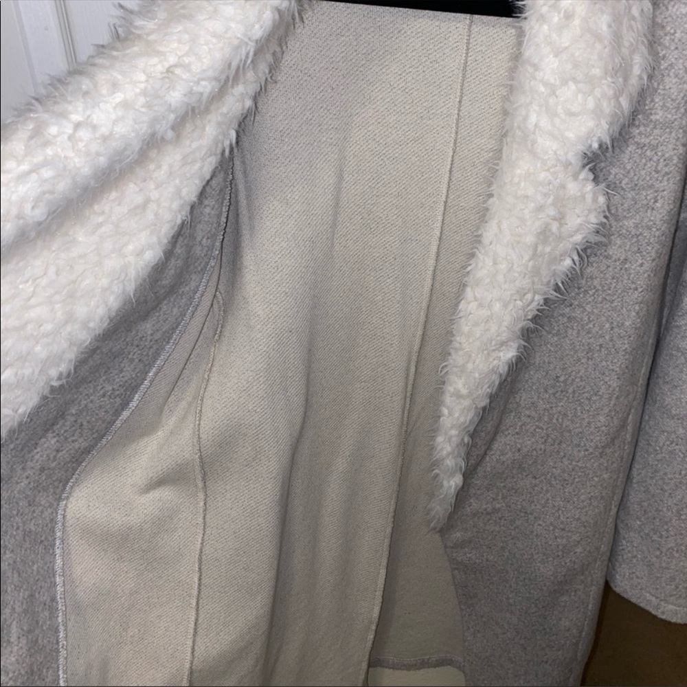 Zara Sweater Jacket - Picture 2 of 3